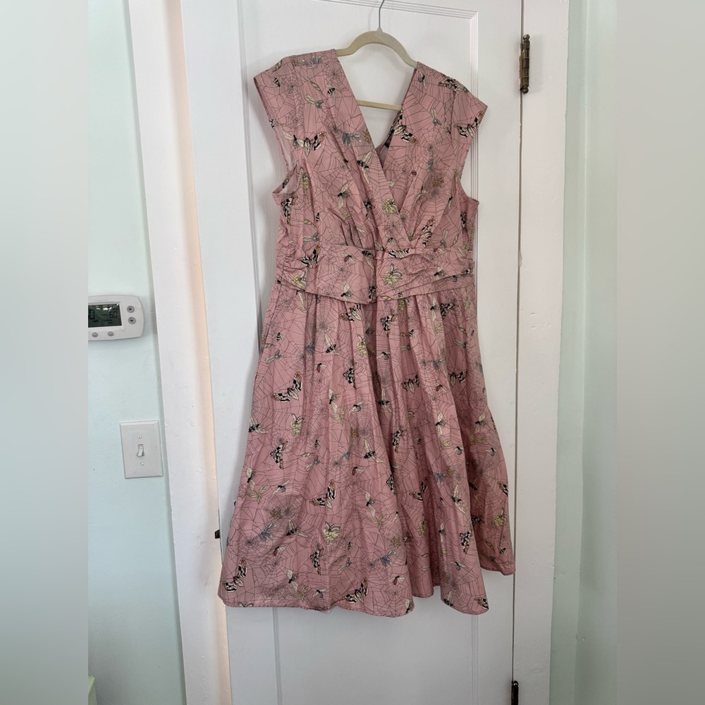 Retrolicious Pink Moth/Spider Midi Dress 1X NWT